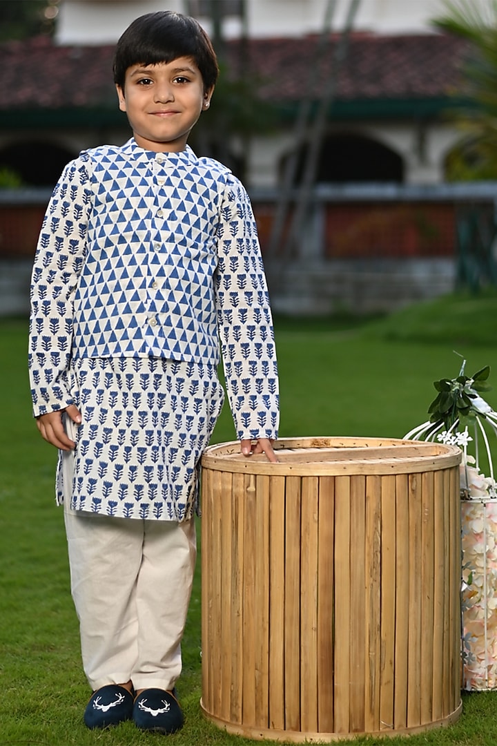 Blue Cotton Nehru Jacket With Kurta Set For Boys by Cord Of Love