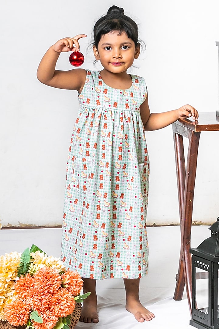 White Cotton Embellished Nightwear For Girls by Cord Of Love