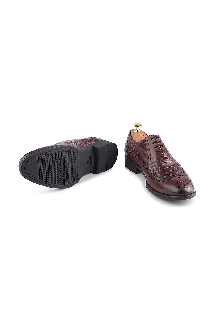 Brown Crocodile Leather Wing Tip Lace Up Brogues by Cordwainers at Pernia's Pop Up Shop
