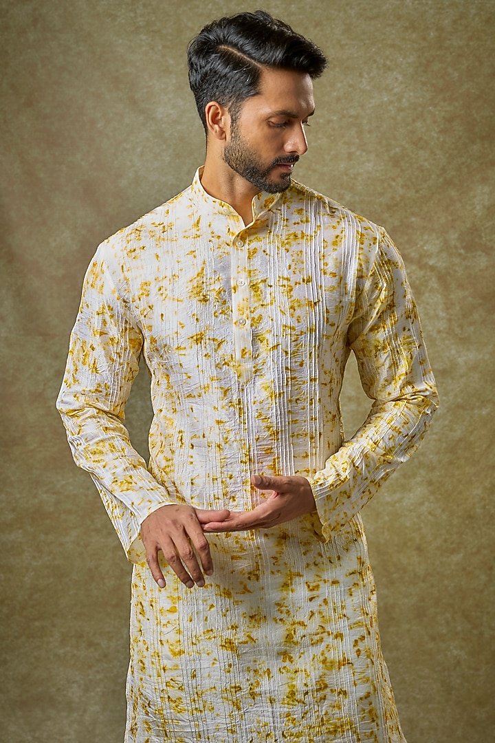 Yellow Mulberry Silk Printed Kurta by Coral by Seema Men at Pernia's Pop Up Shop