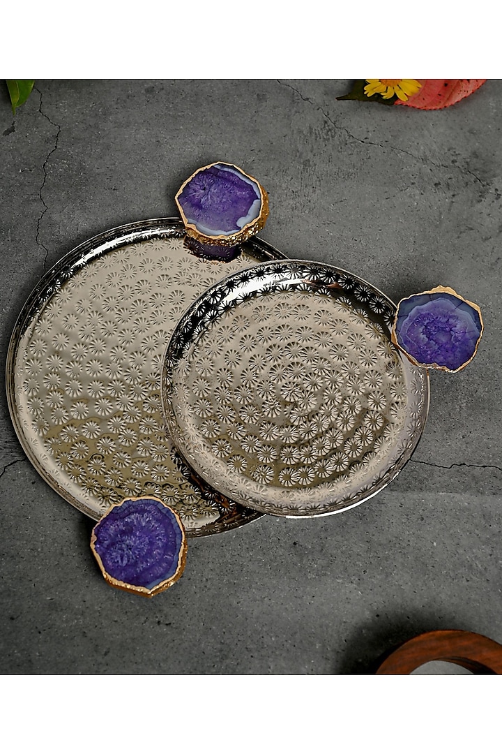 Purple Agate Round Aluminum Tray (Set Of 2) by Home Jewels by Cotton Indya