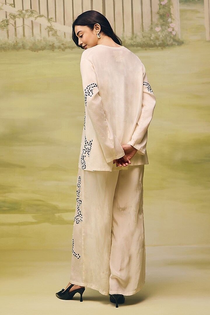 Cream Mulmul Chanderi Machine Embroidered Floral Printed Co-Ord Set by Couche at Pernia's Pop Up Shop