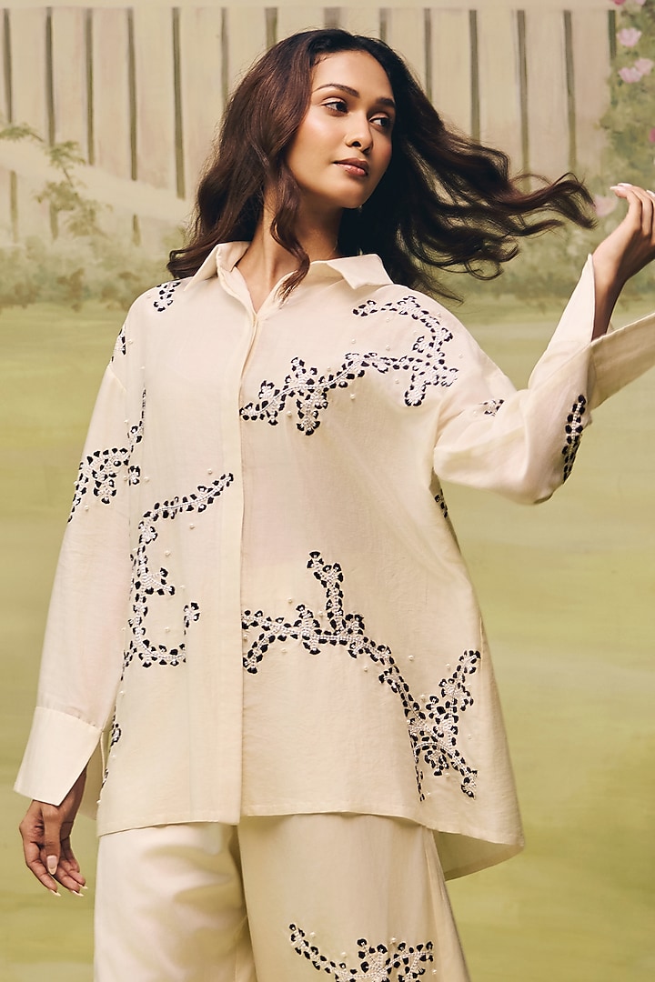 Cream Mulmul Chanderi Floral Embroidered Co-ord Set by Couche at Pernia's Pop Up Shop