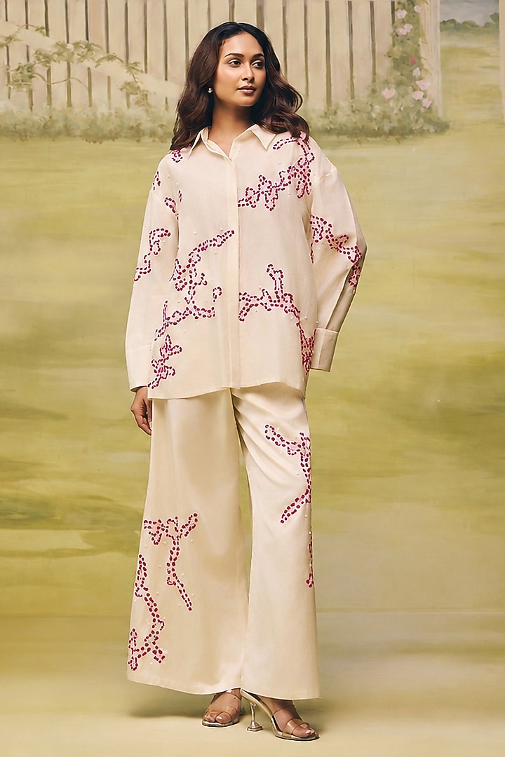 Cream Mulmul Chanderi Floral Embroidered Co-ord Set by Couche at Pernia's Pop Up Shop