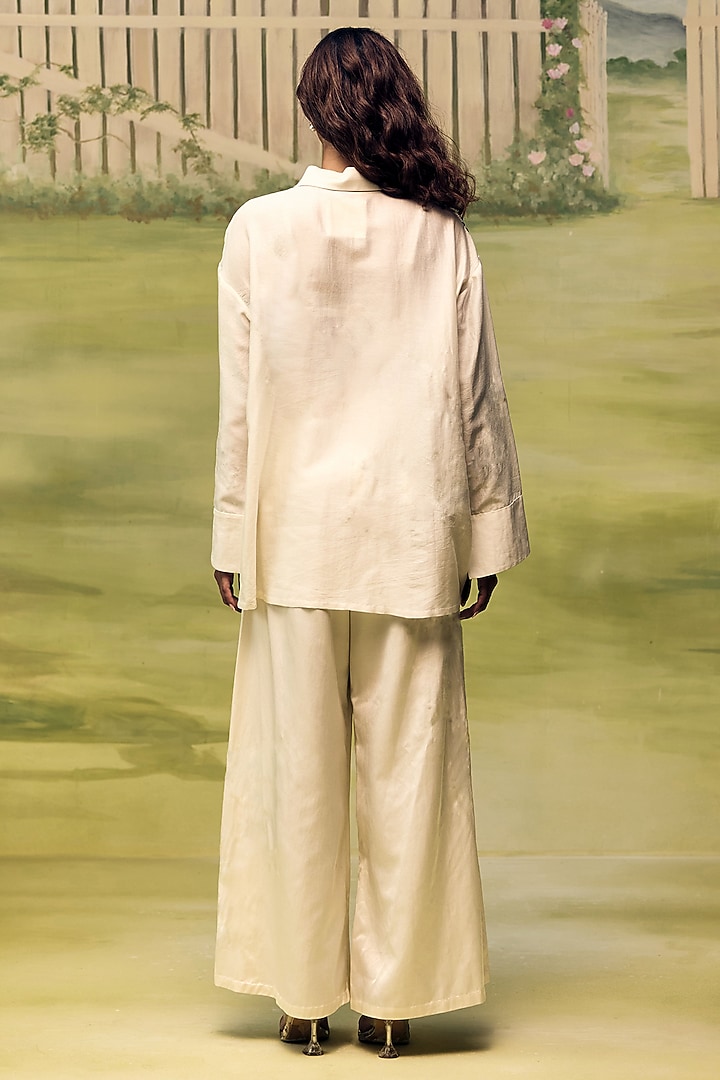 Cream Mulmul Chanderi Floral Machine Embroidered Co-ord Set by Couche at Pernia's Pop Up Shop