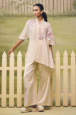Cream Mulmul Chanderi Lilac Floral Embroidered Co-ord Set by Couche