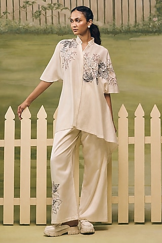 Cream & Black Mulmul Chanderi Floral Embroidered Co-ord Set by Couche
