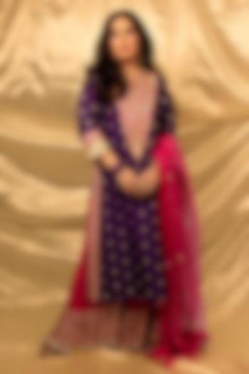 Purple Tussar Embroidered Straight Kurta Set by GOPI VAID at Pernia's Pop Up Shop