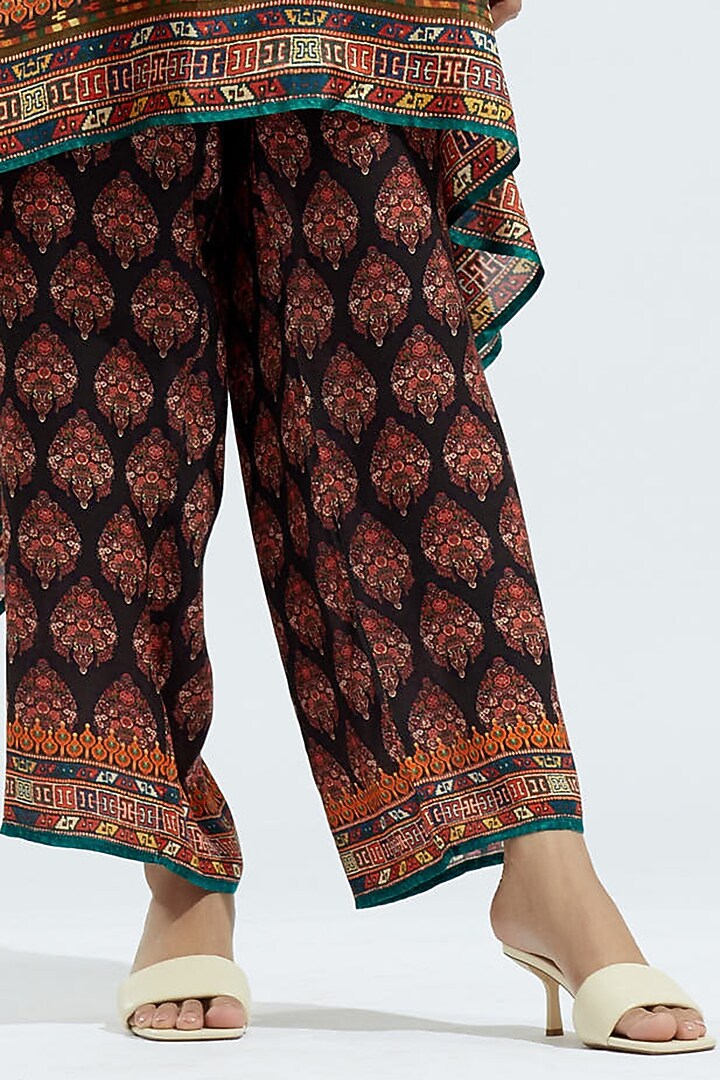 Black & Red Kota Silk Printed Stole by Rajdeep Ranawat at Pernia's Pop Up Shop