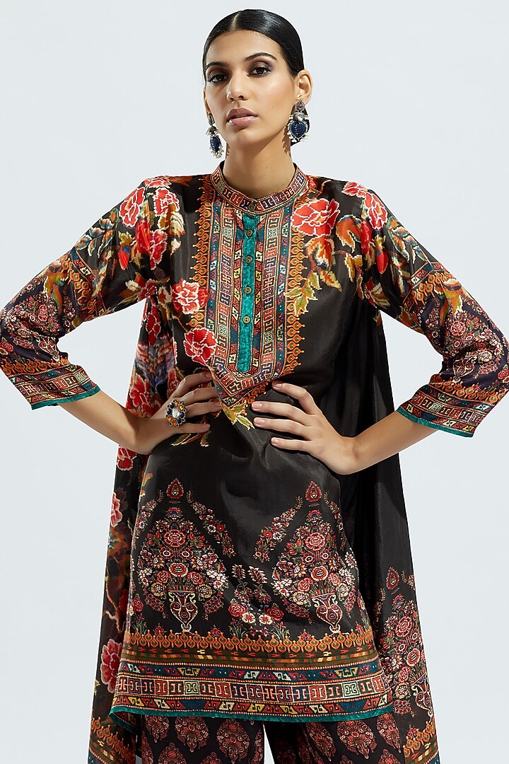 Black & Red Kota Silk Printed Stole by Rajdeep Ranawat at Pernia's Pop Up Shop