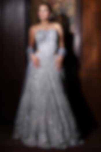 Silver Tulle Mirror Embellished Bridal Lehenga Set by DiyaRajvvir at Pernia's Pop Up Shop