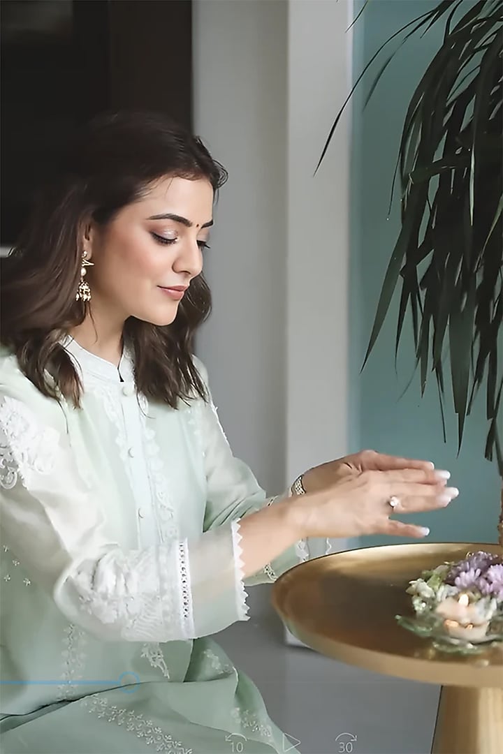 Frosty Green Pure Chanderi Silk Kurta Set by Sheetal Batra at Pernia's Pop Up Shop