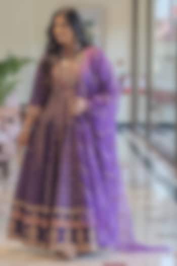 Purple Vegan Silk Embellished Kalidar Wedding Anarkali Set by SHRADDHA RAMBHIA at Pernia's Pop Up Shop
