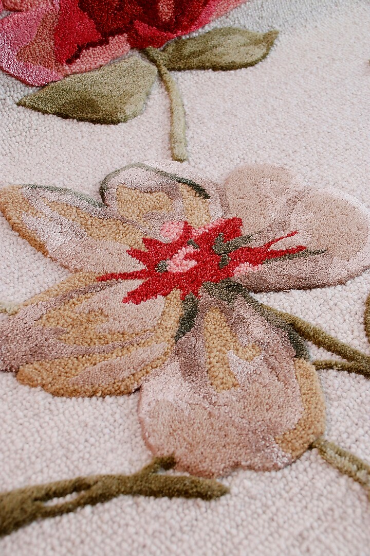 Beige Hand-Tufted Rug In Wool & Viscose by The blue knot at Pernia's Pop Up Shop