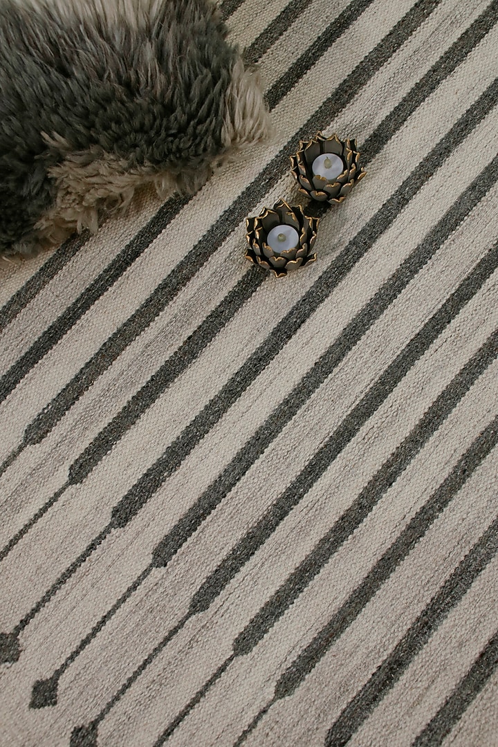 Grey Handwoven Rug In Wool by The blue knot at Pernia's Pop Up Shop