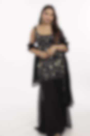 Black Pure Crepe Cutdana Embroidered Kurta Set by Krishna Padia at Pernia's Pop Up Shop