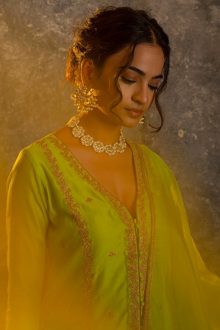 Lime Silk Chanderi Kurta Set by Glittire by Sakshi Verma at Pernia's Pop Up Shop