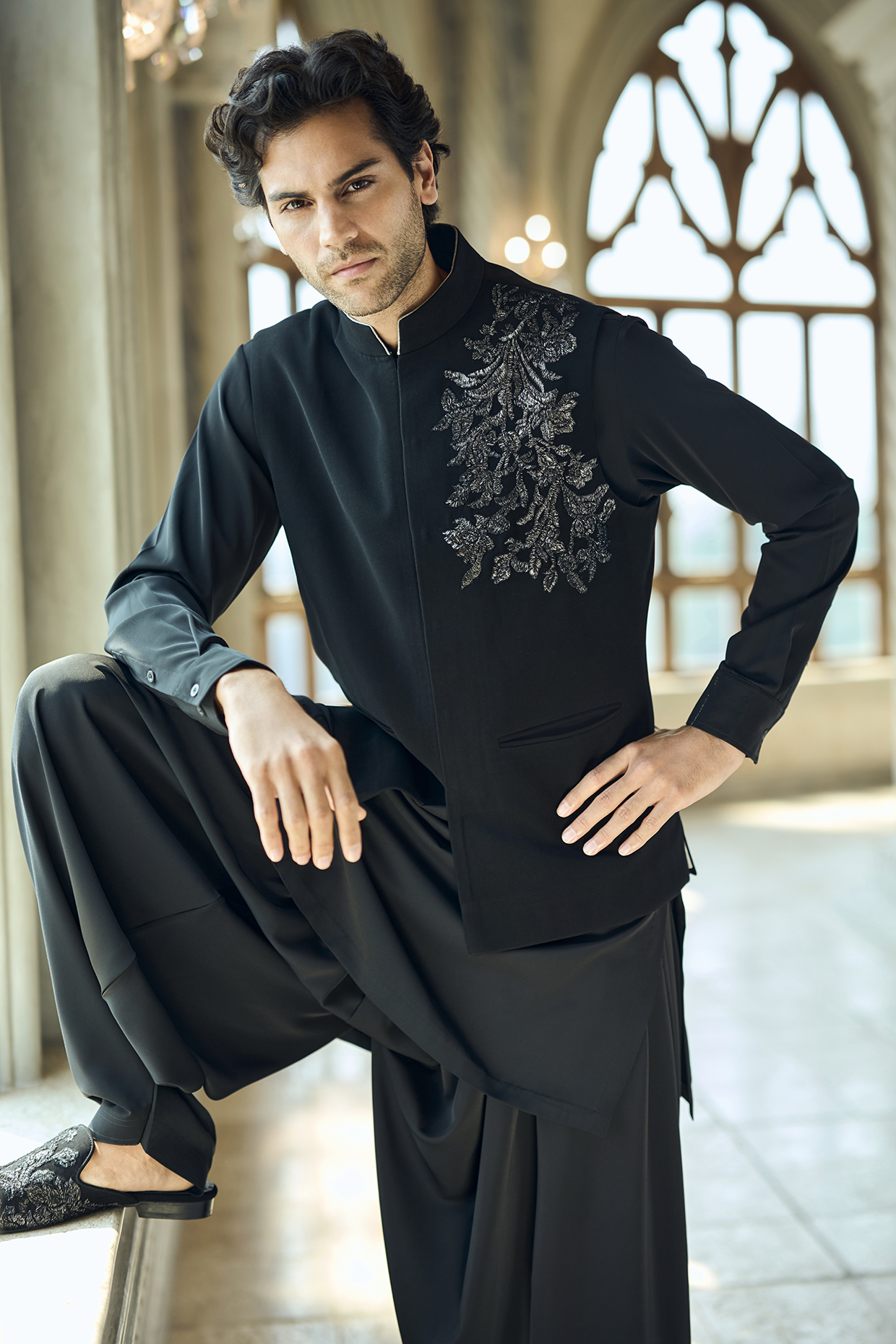 Black Italian Crepe Zari Embroidered Bundi Jacket Set by Seema Gujral Men