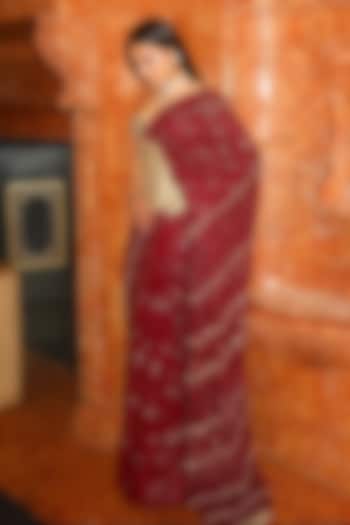 Maroon Chikankari Embroidered Bridal Saree Set by ITRH at Pernia's Pop Up Shop