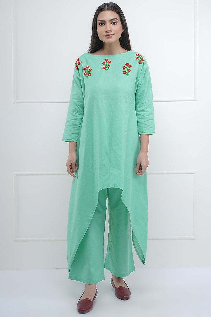 Pista Green Embroidered Kurta Set by Sneha B at Pernia's Pop Up Shop