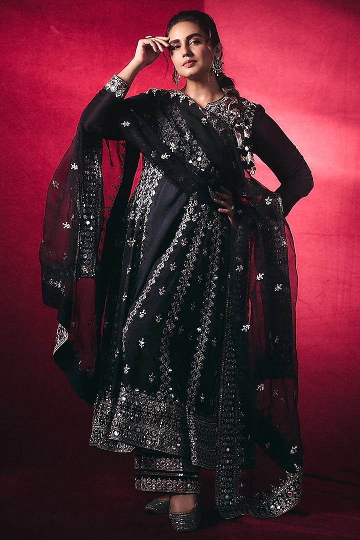 Black Tussar Embroidered Wedding Anarkali Set by GOPI VAID at Pernia's Pop Up Shop
