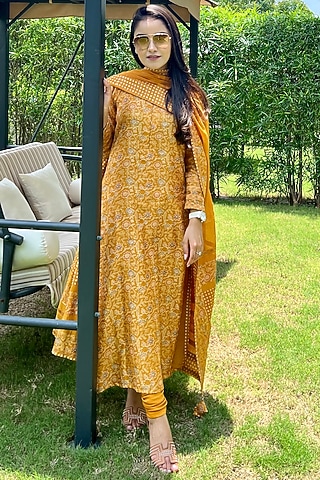Mustard Printed Kurta Set by Shrutkirti