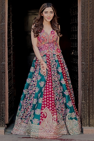 Maroon Raw Silk Resham & Zardosi Hand Embroidered Lehenga Set by Mrunalini Rao