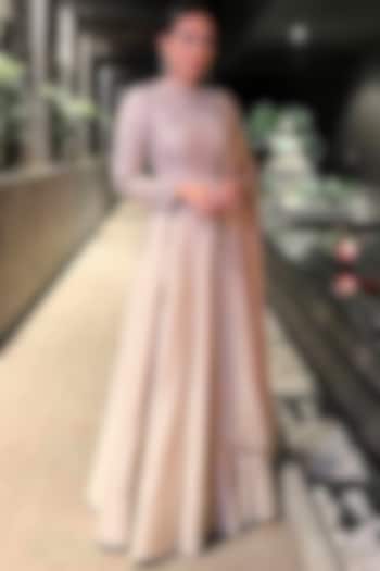 Ivory Silk Zari Embroidered Bridal Anarkali Set by Jayanti Reddy at Pernia's Pop Up Shop