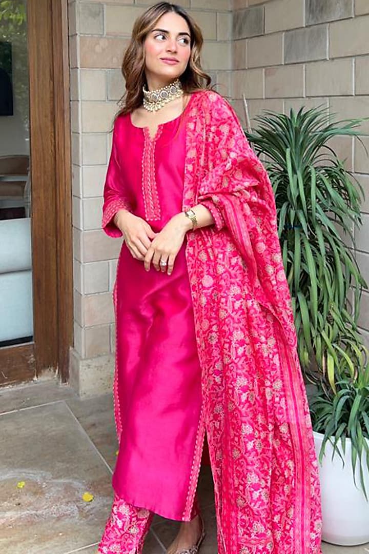 Pink Chanderi Kurta Set by Shrutkirti at Pernia's Pop Up Shop