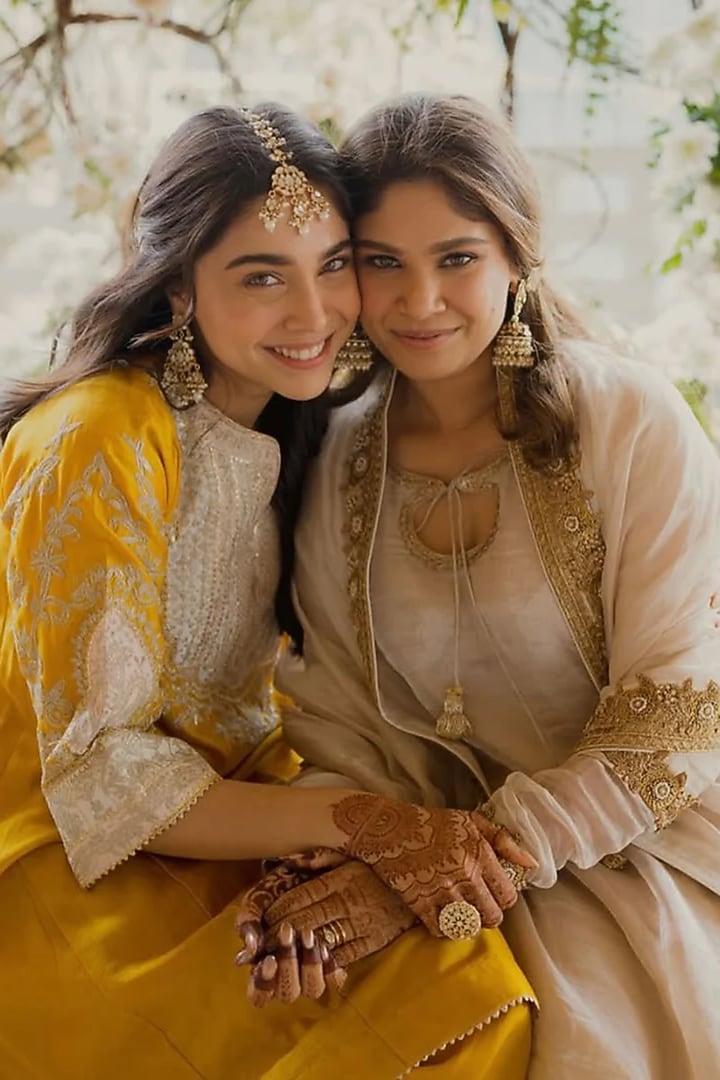 Glaze Mustard Silk Chanderi Embroidered Kurta Set by Sheetal Batra at Pernia's Pop Up Shop
