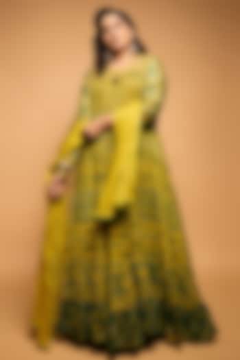 Mustard Cotton Silk Printed & Embroidered Kurta Set by SHRADDHA RAMBHIA at Pernia's Pop Up Shop