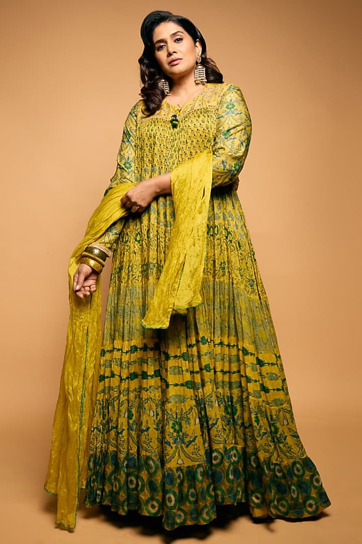 Mustard Cotton Silk Printed & Embroidered Kurta Set by SHRADDHA RAMBHIA at Pernia's Pop Up Shop
