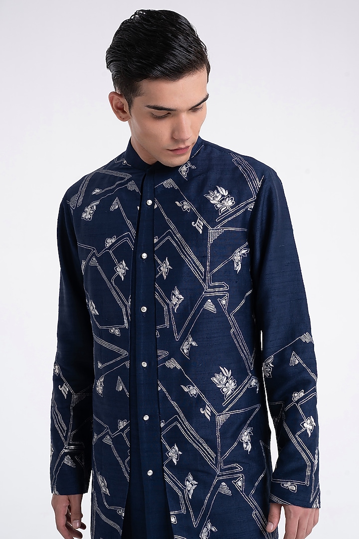 Navy Raw Silk Embroidered Kurta Set by Dhruv Vaish at Pernia's Pop Up Shop