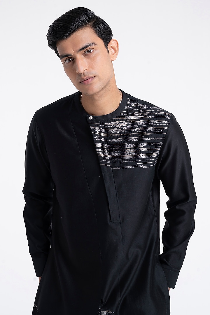 Black Silk Zari Embroidered Kurta Set by Dhruv Vaish at Pernia's Pop Up Shop