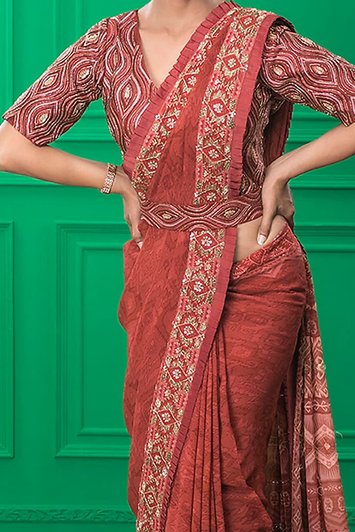 Rust Brown Printed Wedding Saree Set by CHARU PARASHAR at Pernia's Pop Up Shop