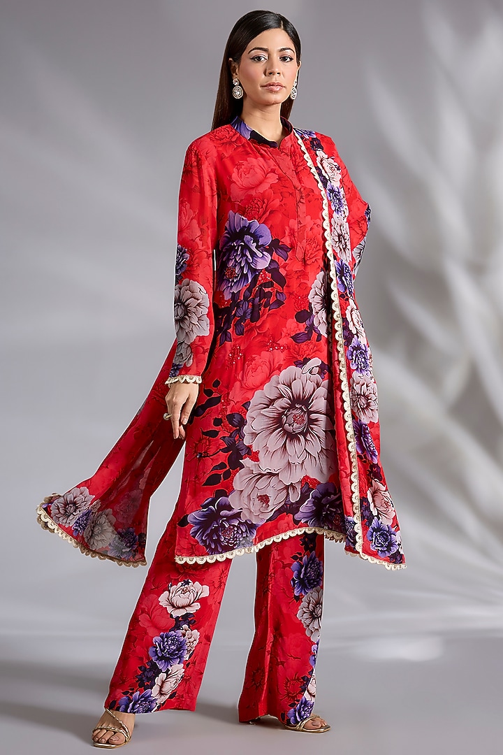 Red & Purple Georgette Floral Printed Kurta Set by CHARU PARASHAR at Pernia's Pop Up Shop