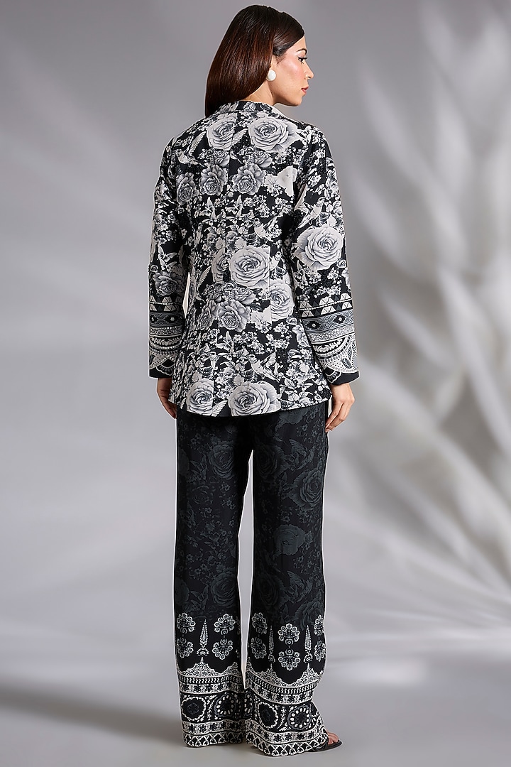 Black & White Crepe Floral Digital Printed Blazer Set by CHARU PARASHAR at Pernia's Pop Up Shop