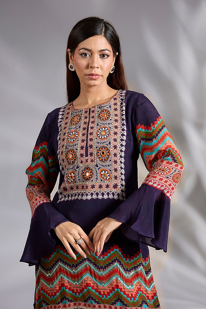 Purple Crepe Chevron Printed Kurta Set by CHARU PARASHAR at Pernia's Pop Up Shop