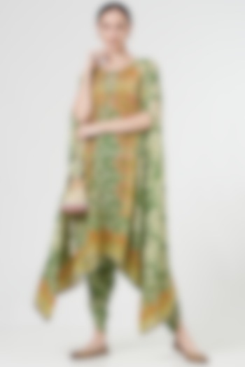 Green & Ivory Embellished Cape Set by CHARU PARASHAR at Pernia's Pop Up Shop