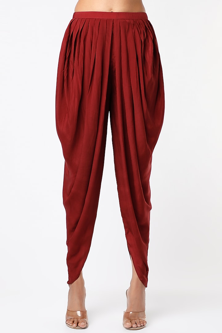 Maroon High-Low Kurta set by CHARU PARASHAR at Pernia's Pop Up Shop