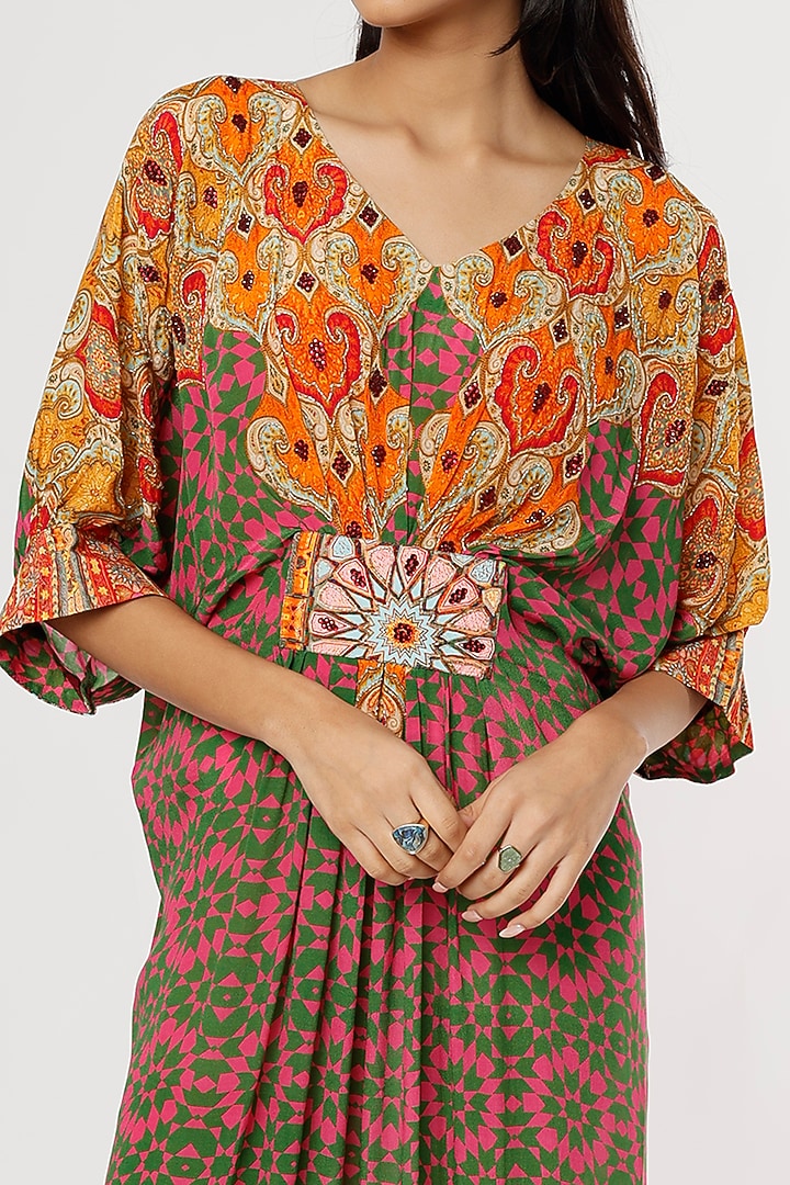 Hot Pink & Green Printed Kaftan by CHARU PARASHAR at Pernia's Pop Up Shop