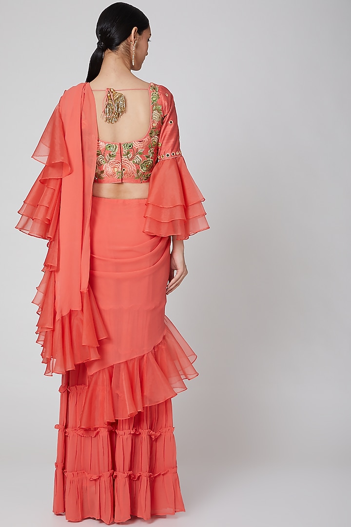 Peach Printed Wedding Saree Set by CHARU PARASHAR at Pernia's Pop Up Shop
