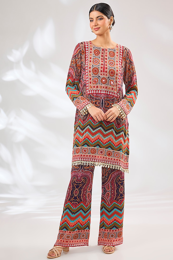 Purple Crepe Chevron Floral Printed Short Kurta Set by CHARU PARASHAR at Pernia's Pop Up Shop