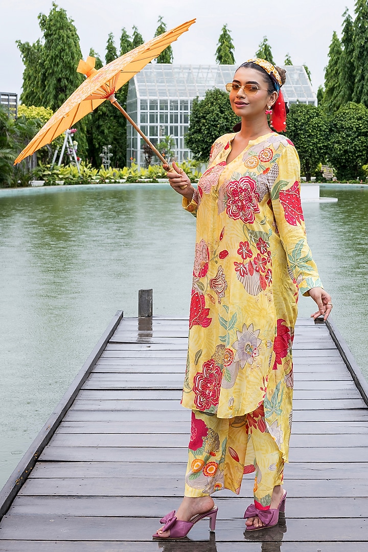 Bright Yellow Natural Crepe Floral Printed Kurta Set by Creole at Pernia's Pop Up Shop