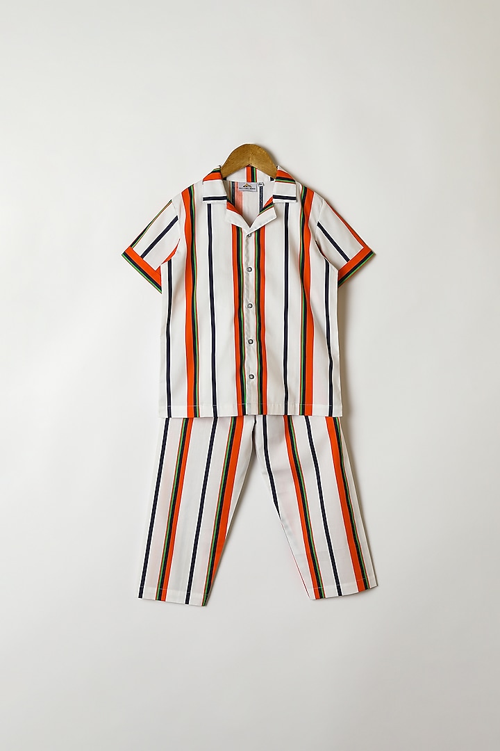 Orange & White Printed Shirt With Pants by Caramel Coves