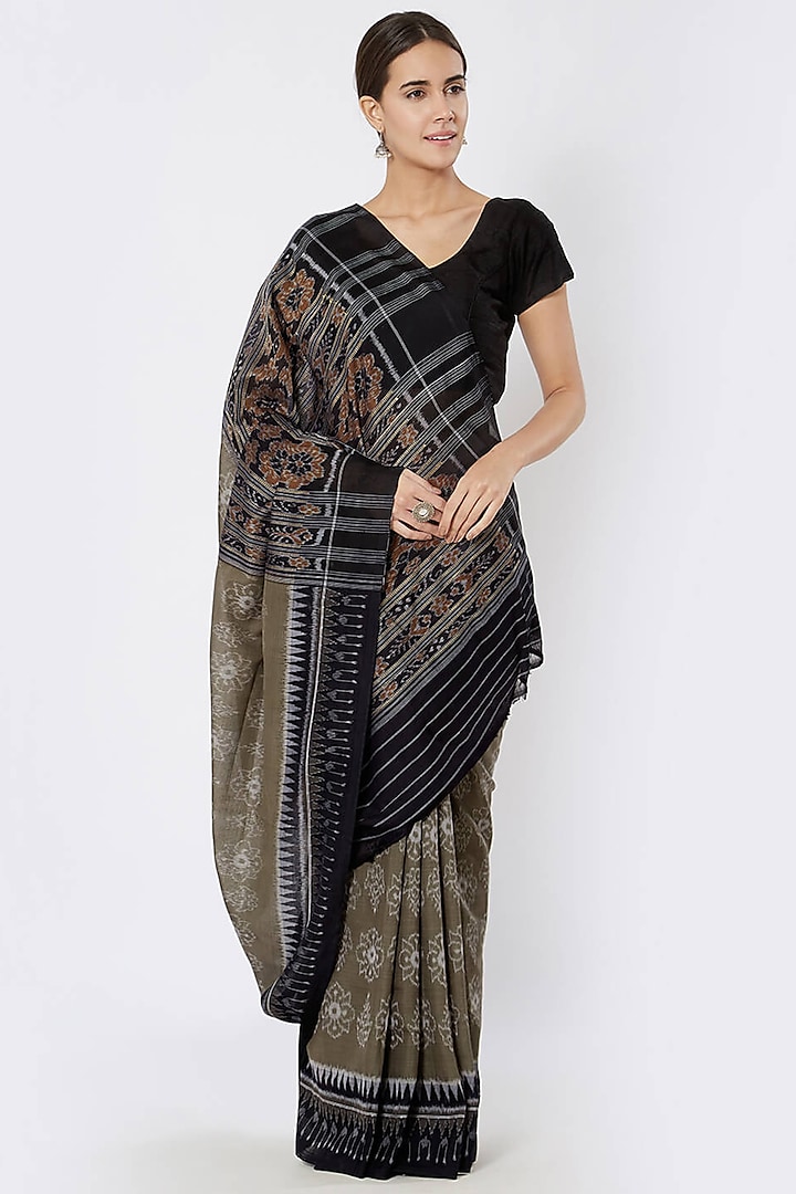 Grey & Black Sambalpuri Pala Ikat Printed Saree by Crafts Collection