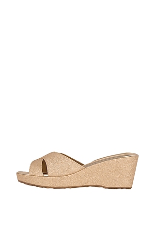 crimzon sandals
