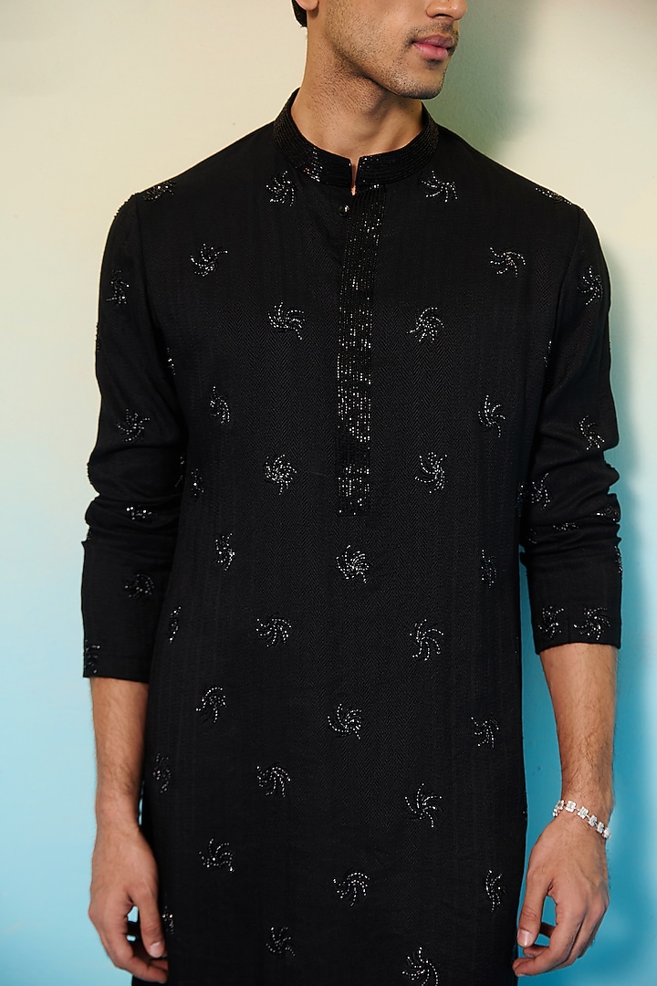 Black Pure Silk Hand Embroidered Kurta Set by Contrast By Parth at Pernia's Pop Up Shop