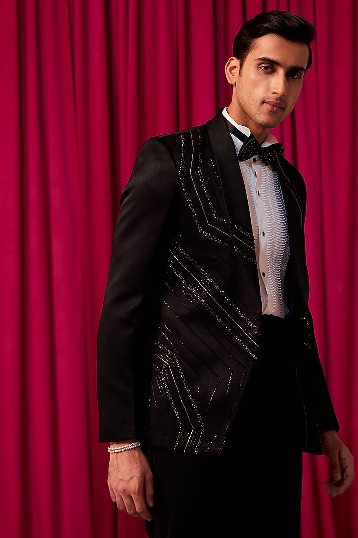 Black Sandwash Suiting Hand Embroidered Tuxedo Set by Contrast By Parth at Pernia's Pop Up Shop