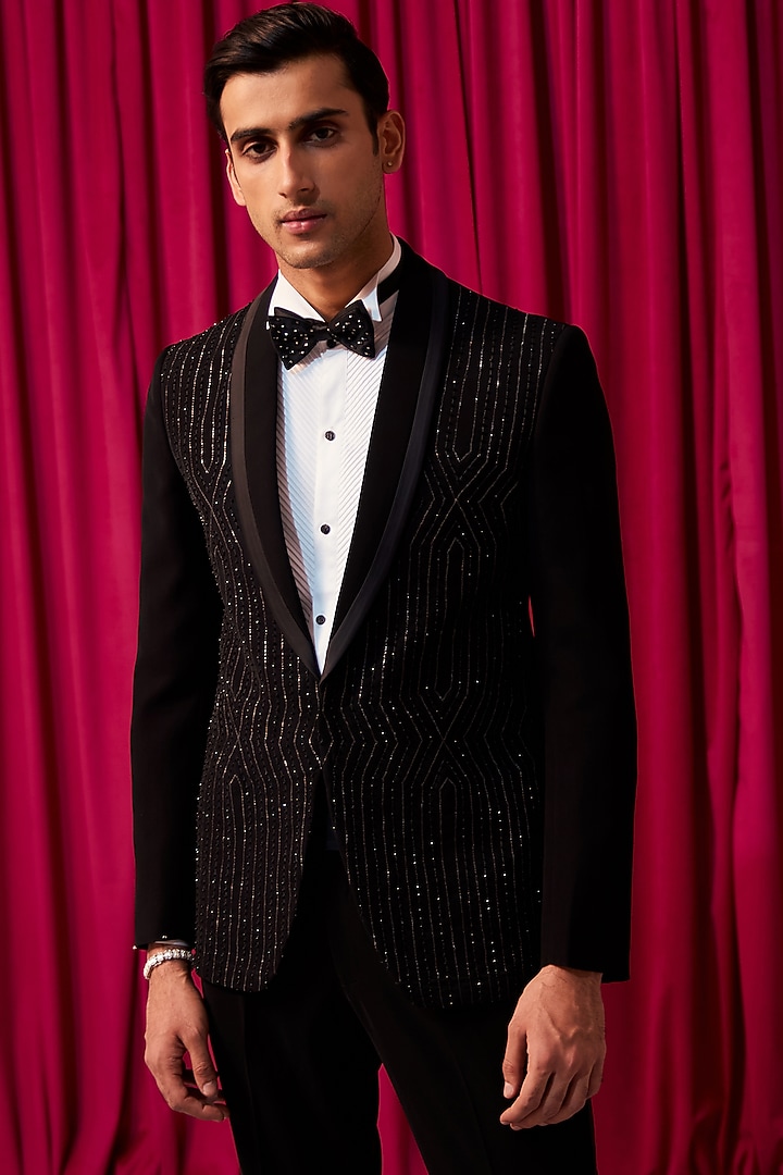 Black Suiting Embellished Tuxedo Set by Contrast By Parth at Pernia's Pop Up Shop